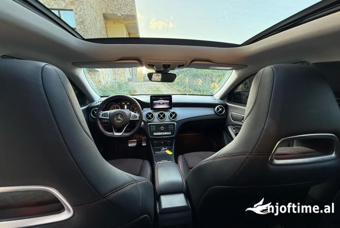 Makina ne shitje ne Fier, Mercedes-Benz, 2019 Benzine,Kambio Automatik Pagesa 28,500  Euro.