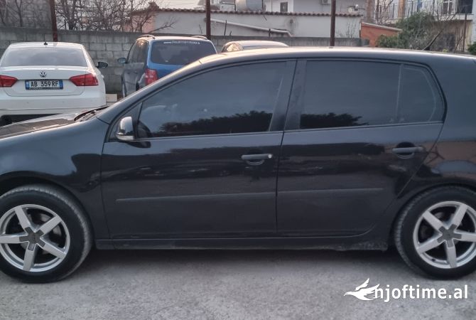 Makina ne shitje ne Tirane - 3,999 Euro