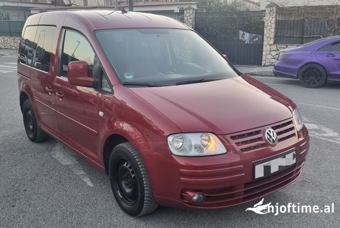 Makina ne shitje ne Tirane - 5,999 Euro