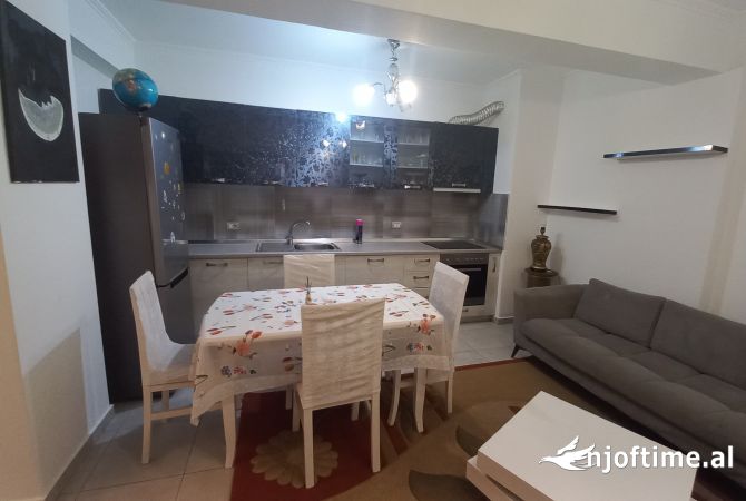 Shtepi ne shitje 1+1 ne Tirane - 105,000 Euro