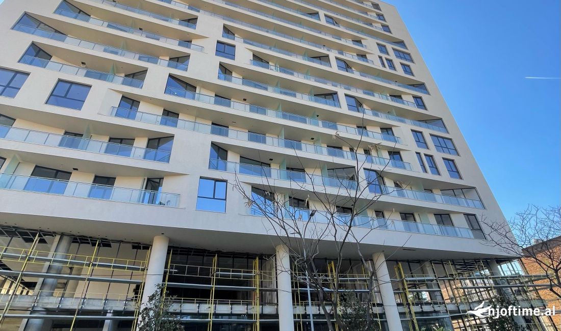 Shtepi ne shitje Apartament ne Tirane, 2+1, Mobilimi Bosh, pa mobiluar, Pagesa 244,200  Euro.