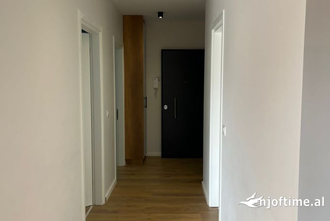 Shtepi me qera 2+1 ne Tirane - 750 Euro