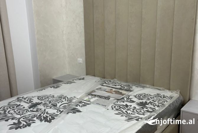 Shtepi me qera Apartament ne Tirane, 2+1, Mobilimi E mobiluar, Pagesa 750  Euro.