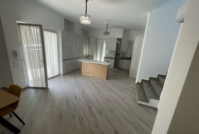 Shtepi me qera 4+1 ne Tirane - 2,000 Euro