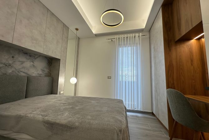 Shtepi me qera Apartament ne Tirane, 2+1, Mobilimi E mobiluar, Pagesa 1,000  Euro.
