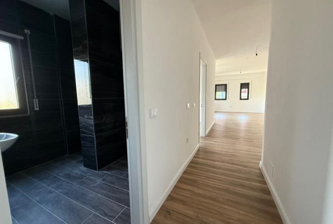 Ambient Zyre me Qira tek Oazis Residence, Unaza e Re!!!