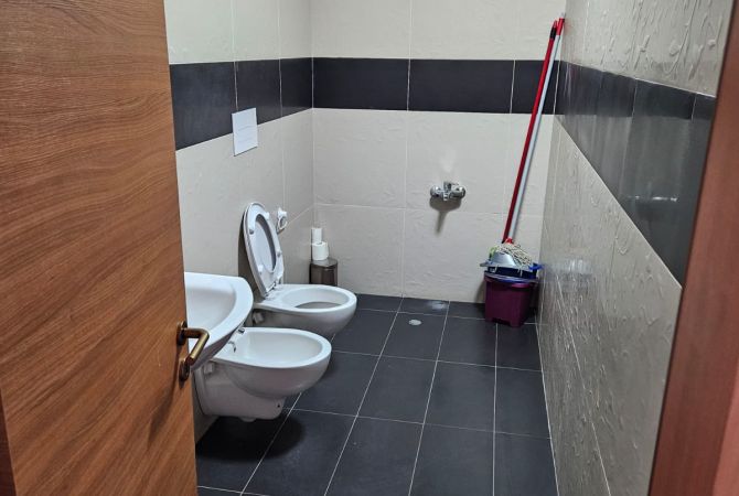 Zyre me Qira ne Bllok!!!