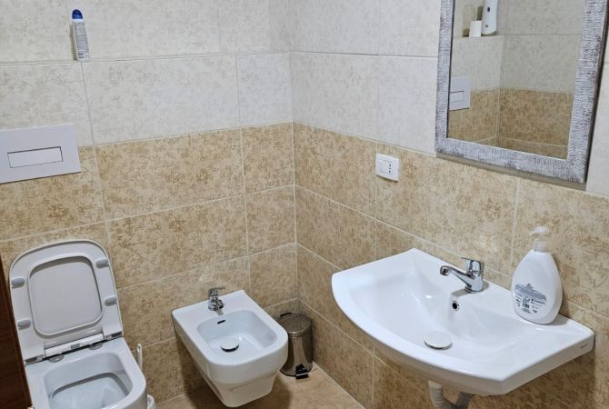 Zyre me Qira ne Bllok!!!