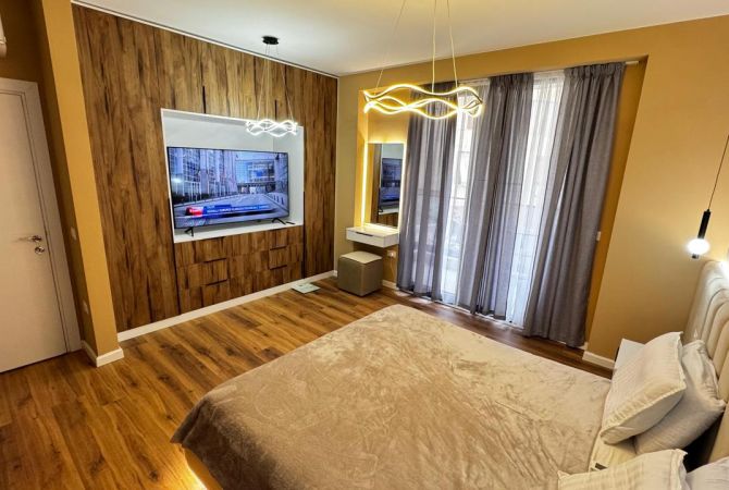 Shtepi ne shitje Apartament ne Tirane, 2+1, Mobilimi E mobiluar, Pagesa 215,000  Euro.