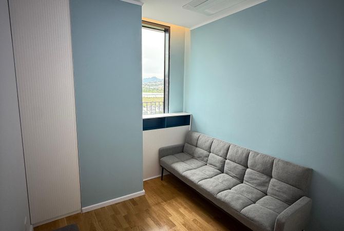 Shtepi ne shitje Apartament ne Tirane, 4+1, Mobilimi E mobiluar, Pagesa 700,000  Euro.