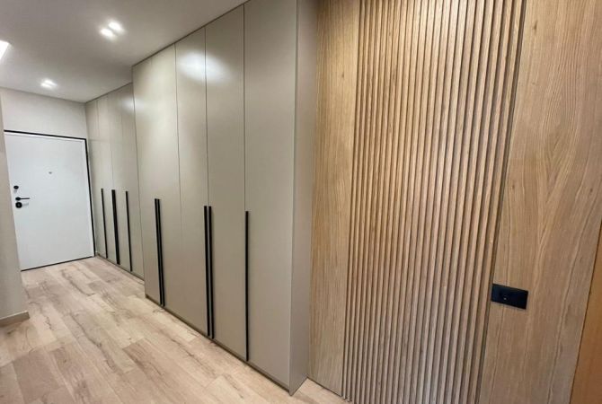 Shtepi me qera Apartament ne Tirane, 2+1, Mobilimi E mobiluar, Pagesa 1,000  Euro.