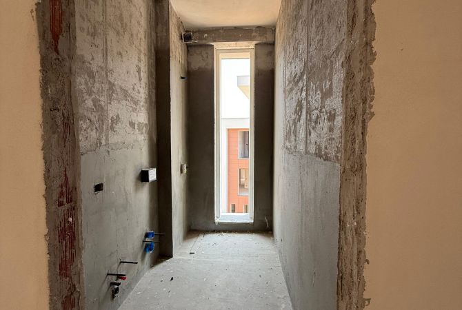 Shtepi ne shitje Apartament ne Tirane, 2+1, Mobilimi Bosh, pa mobiluar, Pagesa 288,160  Euro.