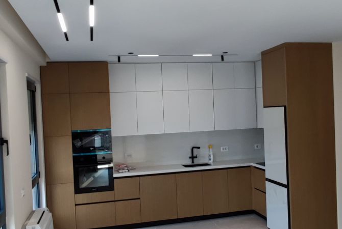 Shtepi me qera 2+1 ne Tirane - 550 Euro