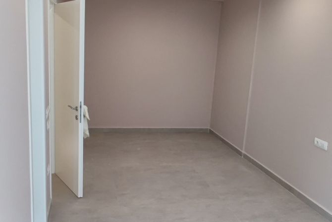 Shtepi me qera Apartament ne Tirane, 2+1, Mobilimi Pjeserisht e mobiluar, Pagesa 550  Euro.
