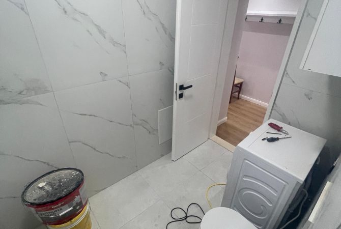 Shtepi me qera Apartament ne Tirane, 2+1, Mobilimi E mobiluar, Pagesa 850  Euro.