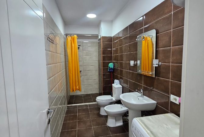 Shtepi me qera Apartament ne Tirane, 2+1, Mobilimi E mobiluar, Pagesa 700  Euro.