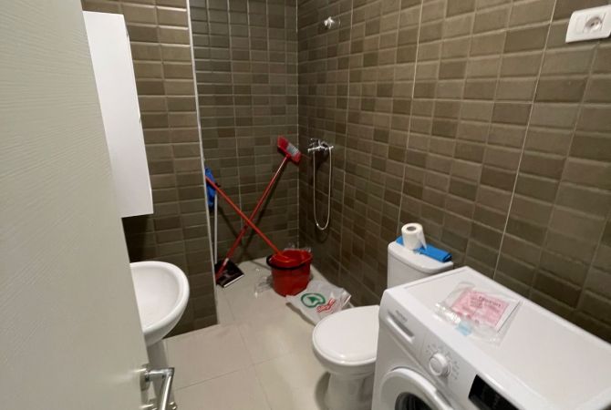 Shtepi ne shitje Apartament ne Lezhe, 1+1, Mobilimi E mobiluar, Pagesa 90,000  Euro.