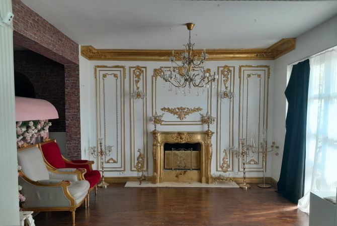 Shtepi me qera 7+1 ne Tirane - 1,500 Euro