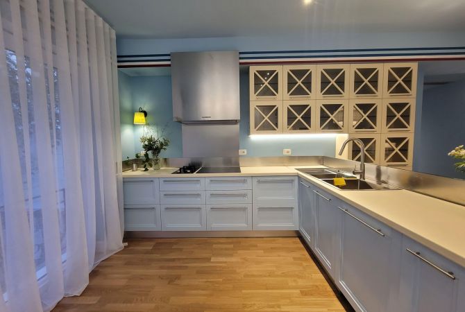 Shtepi me qera Apartament ne Tirane, 3+1, Mobilimi E mobiluar, Pagesa 1,500  Euro.