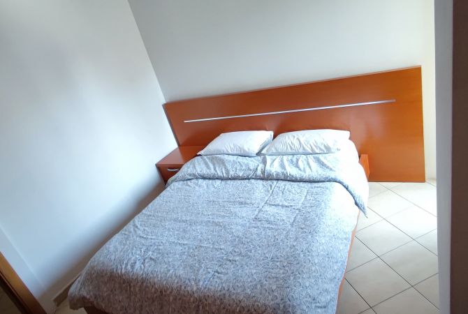 Shtepi me qera Apartament ne Tirane, 1+1, Mobilimi E mobiluar, Pagesa 500  Euro.