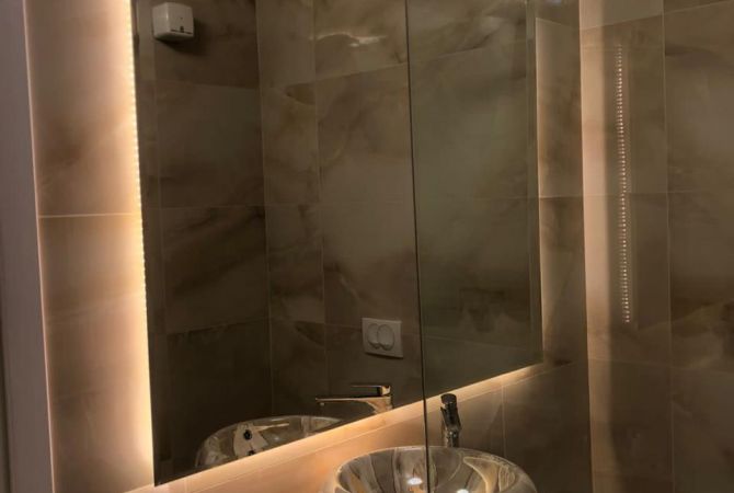 Shtepi me qera Apartament ne Tirane, 2+1, Mobilimi E mobiluar, Pagesa 1,200  Euro.