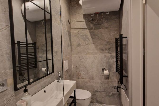 Shtepi me qera Apartament ne Tirane, 1+1, Mobilimi E mobiluar, Pagesa 600  Euro.