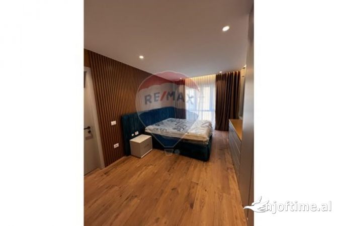Shtepi me qera Apartament ne Tirane, 2+1, Mobilimi E mobiluar, Pagesa 900  Euro.