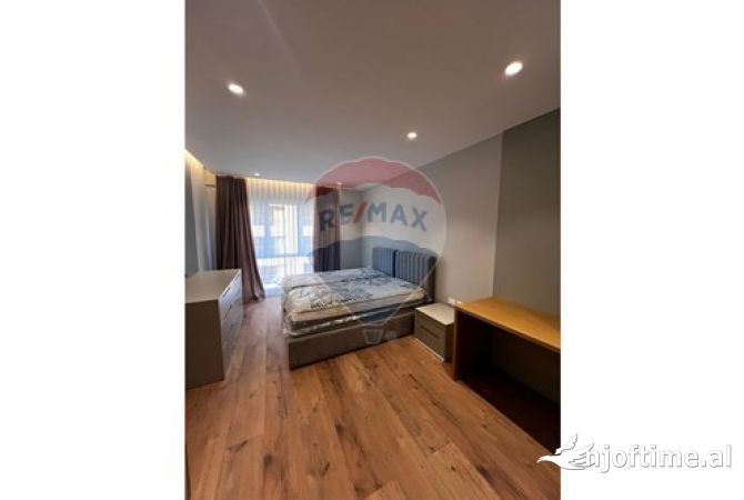 Shtepi me qera Apartament ne Tirane, 2+1, Mobilimi E mobiluar, Pagesa 900  Euro.