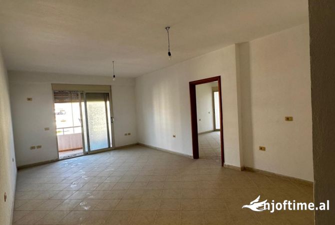 Shtepi ne shitje 1+1 ne Vlore - 135,000 Euro