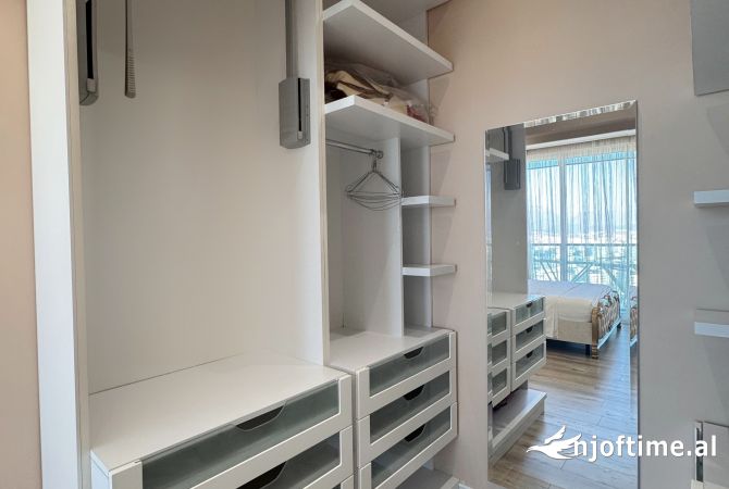 Shtepi me qera Apartament ne Tirane, 2+1, Mobilimi E mobiluar, Pagesa 2,000  Euro.