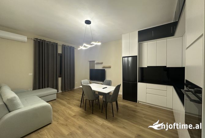Shtepi me qera 2+1 ne Tirane - 45,000 Leke