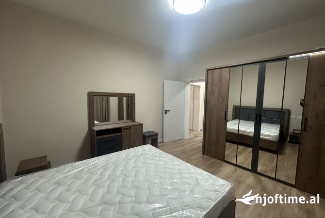 Shtepi me qera 2+1 ne Tirane - 45,000 Leke