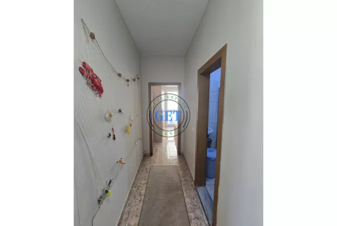 Shtepi ne shitje Apartament ne Durres, 1+1, Mobilimi E mobiluar, Pagesa 85,000  Euro.