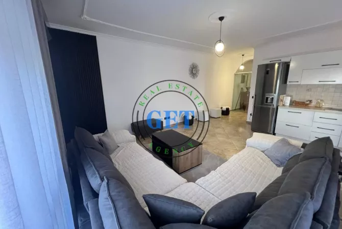 Shtepi ne shitje Apartament ne Durres, 2+1, Mobilimi E mobiluar, Pagesa 138,000  Euro.