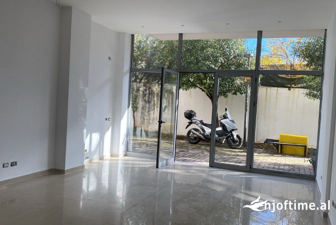 JEPET AMBJENT BIZNESI ME QERA