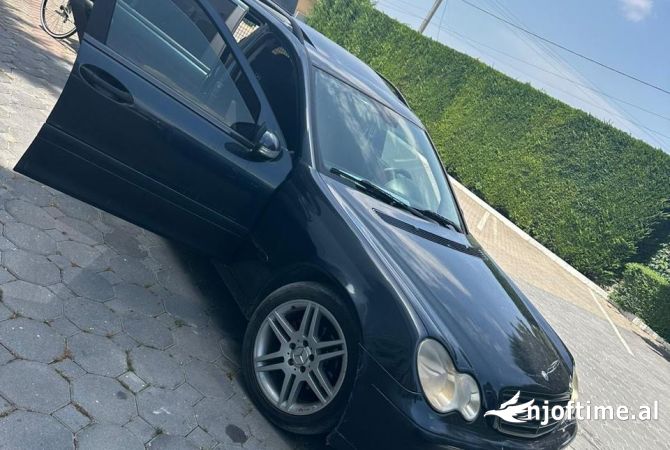 Makina ne shitje ne Kruje - 3,600 Euro