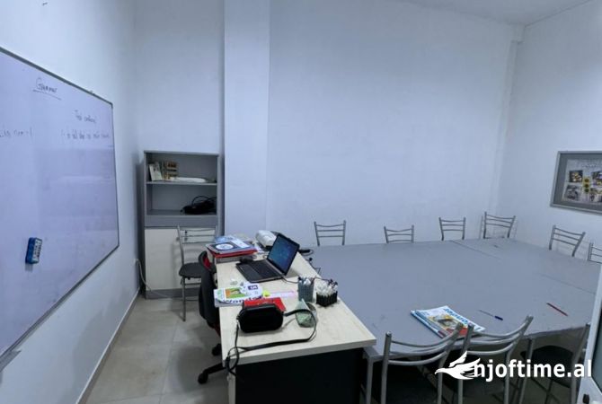 Ambient biznesi ne shitje ne Tirane - 3,500 Euro