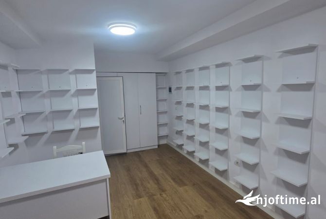 Ambient biznesi me qera 1+1 ne Tirane - 500 Euro