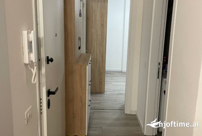 Shtepi me qera Apartament ne Tirane, 1+1, Mobilimi E mobiluar, Pagesa 500  Euro.