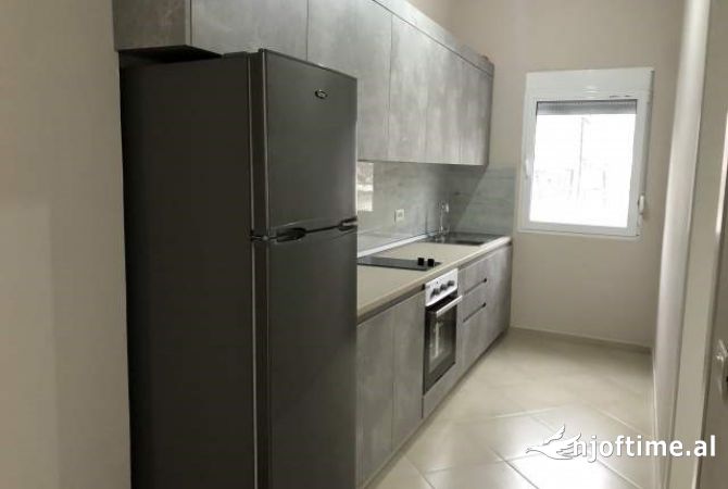 Shtepi me qera Apartament ne Tirane, 1+1, Mobilimi E mobiluar, Pagesa 350  Euro.