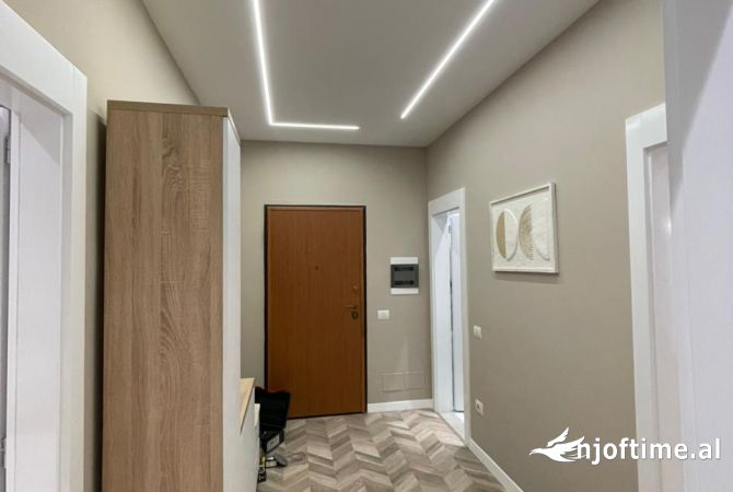 Shtepi me qera Apartament ne Tirane, 2+1, Mobilimi E mobiluar, Pagesa 1,500  Euro.