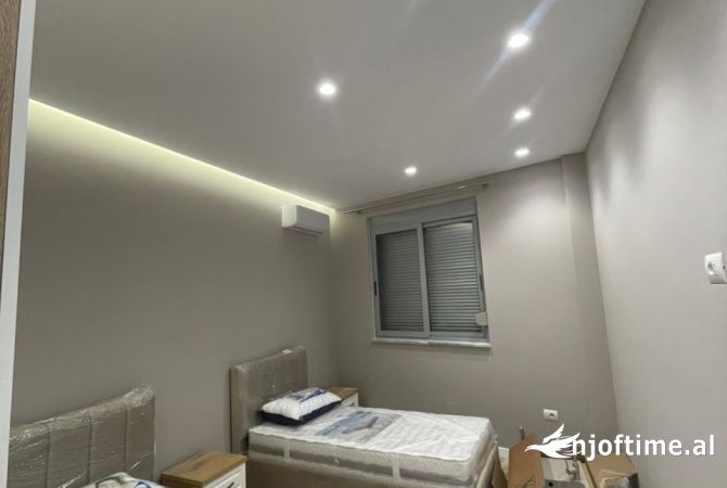 Shtepi me qera Apartament ne Tirane, 2+1, Mobilimi E mobiluar, Pagesa 1,500  Euro.