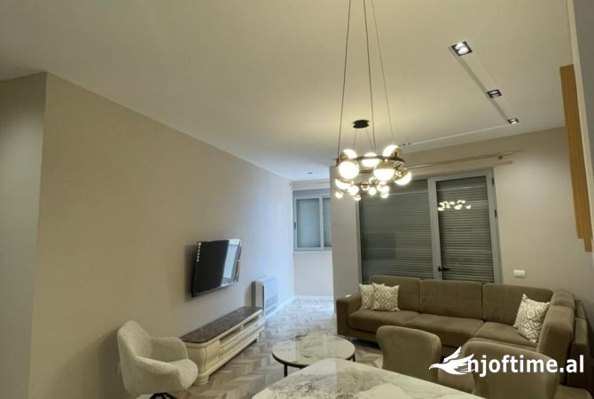 Casa in affitto 2+1 a Tirana - 1,500 Euro