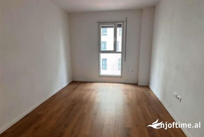 Jepet me Qira Ambient Biznesi 2+1+2 ne Don Bosko