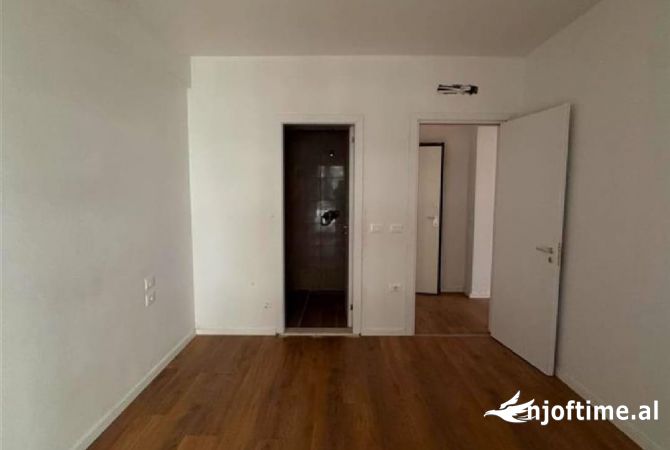 Jepet me Qira Ambient Biznesi 2+1+2 ne Don Bosko