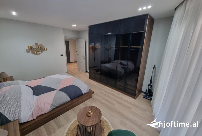Shtepi me qera Apartament ne Tirane, 1+1, Mobilimi E mobiluar, Pagesa 1,000  Euro.