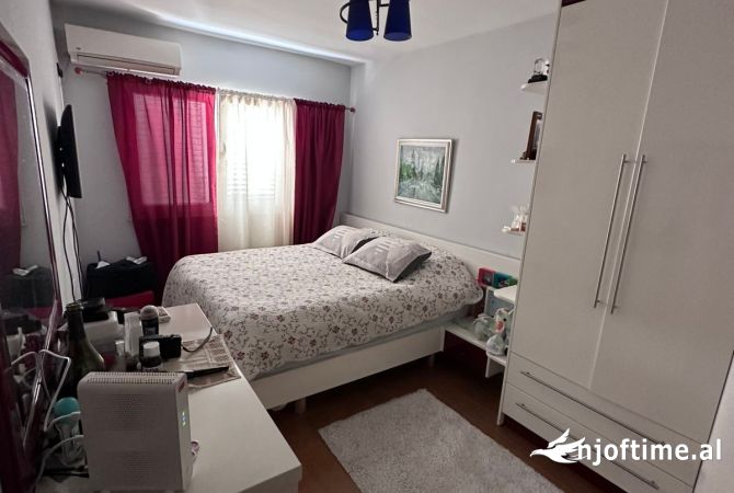 Shtepi ne shitje 3+1 ne Tirane - 215,000 Euro