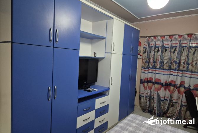 Shtepi me qera Apartament ne Tirane, 1+1, Mobilimi E mobiluar, Pagesa 650  Euro.