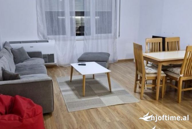 Shtepi me qera 2+1 ne Tirane - 600 Euro