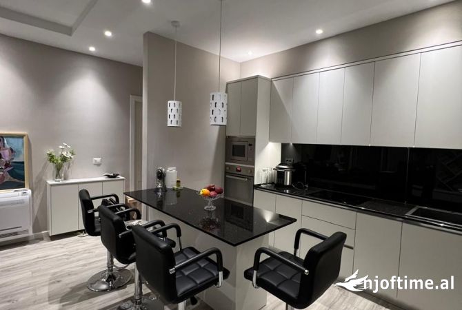 Shtepi ne shitje 3+1 ne Tirane - 180,000 Euro